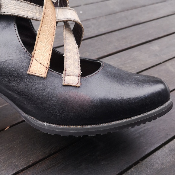 L'Artiste Spring Step funky strappy heels - Picture 4 of 13